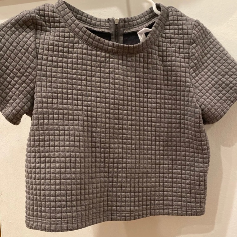 Crop top